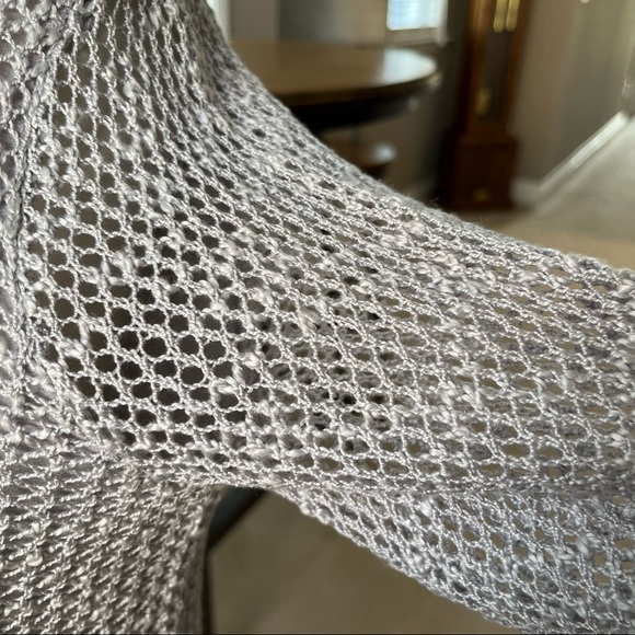 THML Sweater Knit Split Back Crossover Back Detail Silver Gray Small - Picture 7 of 10
